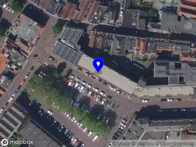 Ambulance met grote spoed naar de Grote Markt in Dordrecht