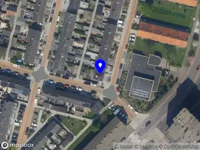 Ambulance met gepaste spoed naar de Jacob van Ruysdaelstraat in Krimpen aan de Lek