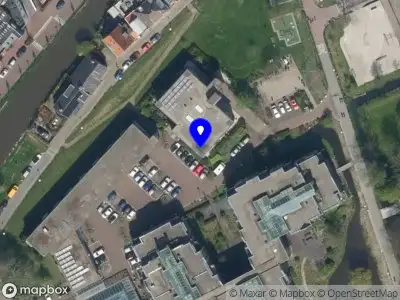 Ambulance met gepaste spoed naar de Pastoor Riswickdreef in Maasland