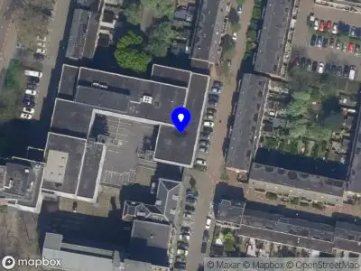 Ambulance met grote spoed naar de Edouard Jacobsstraat in Rotterdam