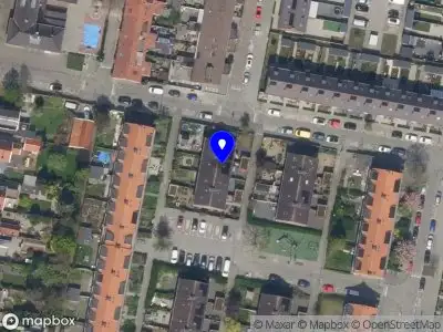 Ambulance met grote spoed naar de Turpijnpad in Rotterdam