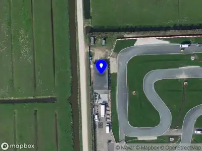 Ambulance met gepaste spoed naar de Voorweg in Strijen