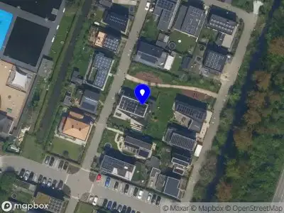 Ambulance met grote spoed naar de Piet Knoppertstraat in Rotterdam