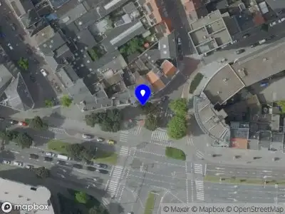 Ambulance met gepaste spoed naar de Zwartbroekplein in Roermond