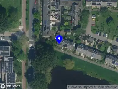 Brandweer met gepaste spoed naar de Markgouw in Monnickendam vanwege afhijsen patient
