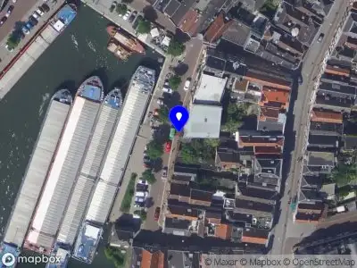 Brandweer met grote spoed naar de Keizershof in Dordrecht vanwege middelgrote brand