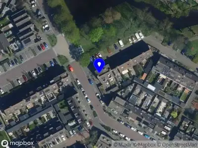 Ambulance met gepaste spoed naar de Weegschaal in Lisse