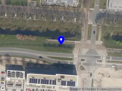 Ambulance met grote spoed naar de Parkweg in Schiedam