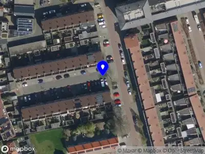 Politie met grote spoed naar de Melkfabriekstraat in Breda vanwege letsel