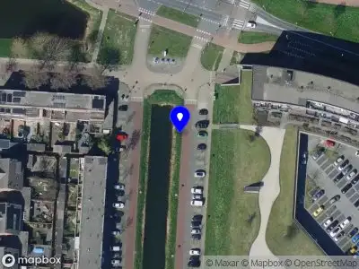 Ambulance met gepaste spoed naar de Van der Vormhaven in Barendrecht