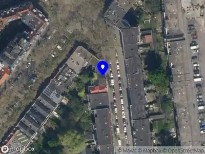 Ambulance met gepaste spoed naar de Jan van Avennesstraat in Rotterdam