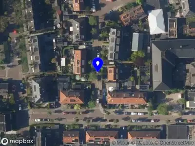 Ambulance met grote spoed naar de Borneostraat in Alphen aan den Rijn