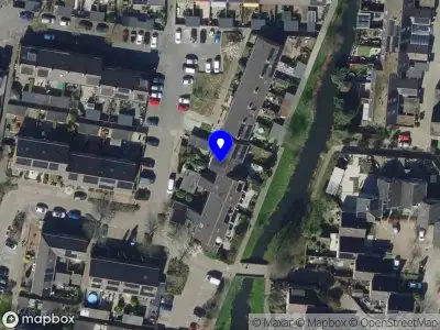 Ambulance met grote spoed naar de Patrijs in Ridderkerk