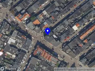 Ambulance met gepaste spoed naar de Ploegstraat in Schiedam