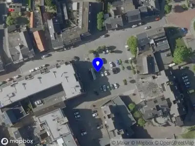 Ambulance met grote spoed naar de Sint Jansplein in Swalmen