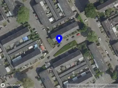 Brandweer met grote spoed naar de Deltasingel in Deurne vanwege gebouwbrand