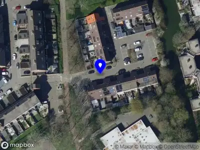 Ambulance met grote spoed naar de Peperdonk in Spijkenisse