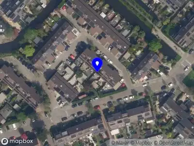 Ambulance met grote spoed naar de Berkheide in Rotterdam