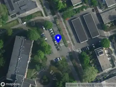 Brandweer met grote spoed naar de Kantershof in Amsterdam