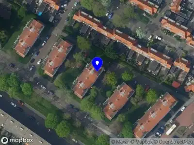 Ambulance met grote spoed naar de Grote Beerstraat in Alkmaar