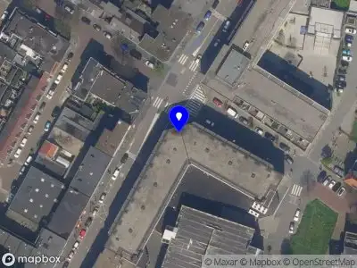 Ambulance met gepaste spoed naar de Gedempte Biersloot in Vlaardingen