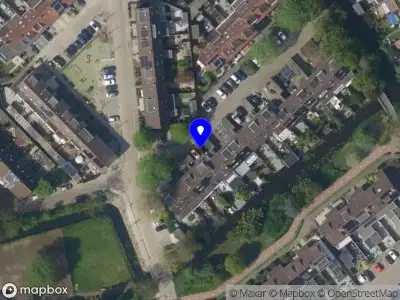 Ambulance met grote spoed naar de Klaverhof in Voorhout