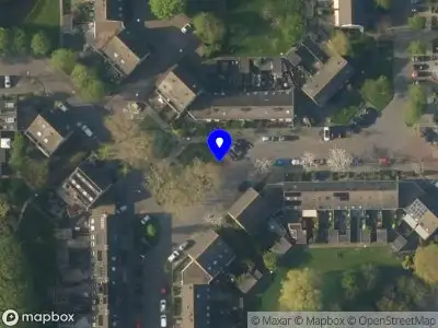 Ambulance met grote spoed naar de Klokbekerkreek in Wassenaar