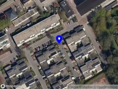 Brandweer met gepaste spoed naar de Van Boendalestraat in Haren vanwege afhijsen patient