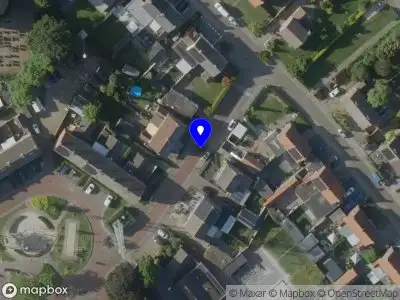 Ambulance met grote spoed naar de Schoolstraat in Kessel