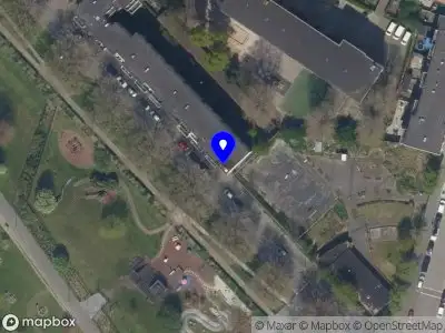 Ambulance met gepaste spoed naar de Hudsonstraat in Rotterdam