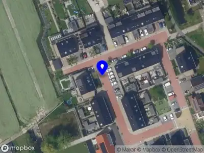 Brandweer met grote spoed naar de Dorpsstraat in Nieuwveen vanwege afhijsen patient