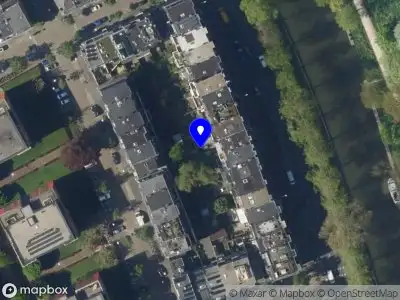Brandweer met gepaste spoed naar de Nicolaas Beetsstraat in Utrecht vanwege afhijsen patient