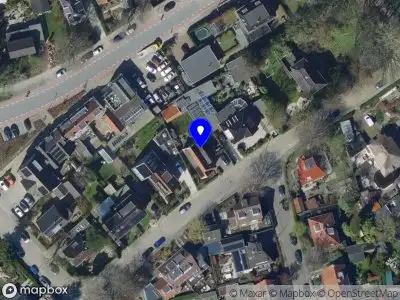 Ambulance met gepaste spoed naar de Emmastraat in Barendrecht