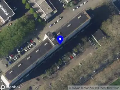 Ambulance met grote spoed naar de De Horst in 's-Gravenhage