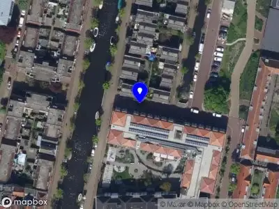 Brandweer met grote spoed naar de Minnestraat in Leiden vanwege middelgrote brand