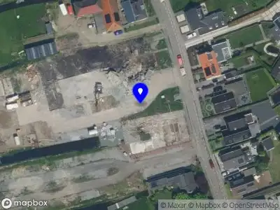 Traumahelikopter met grote spoed naar de Noordeinde in Oostzaan