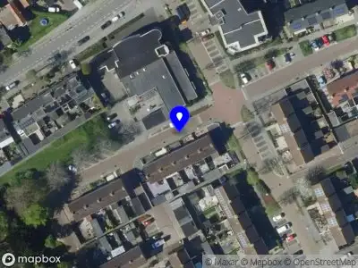 Ambulance met grote spoed naar de Wijmersplantsoen in Medemblik