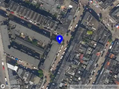 Ambulance met grote spoed naar de Beierlandsestraat in Schiedam