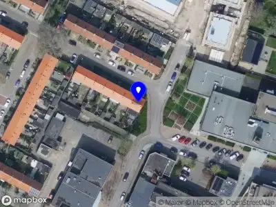 112 melding Ambulance met grote spoed naar de Arie van Drielstraat in Puttershoek