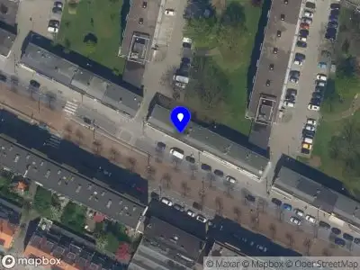 Ambulance met gepaste spoed naar de Schiedamseweg in Rotterdam