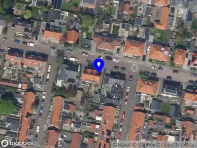 Ambulance met grote spoed naar de Generaal Pironstraat in Leerdam