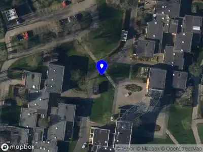 Ambulance met grote spoed naar de Cederhout in Julianadorp