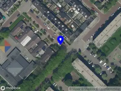 Ambulance met grote spoed naar de Saarstraat in Heemskerk