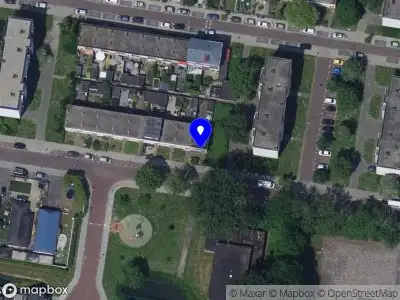 Traumahelikopter met grote spoed naar de Domela Nieuwenhuisweg in Dordrecht