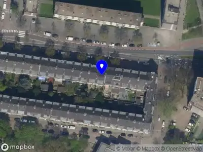 Ambulance met grote spoed naar de Franselaan in Rotterdam
