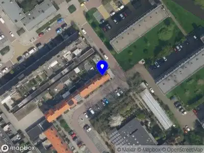 Ambulance met grote spoed naar de Ir Lelystraat in Nieuwerkerk aan den IJssel