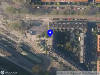 Ambulance met gepaste spoed naar de Kamerlingh Onnesplein in Leiden