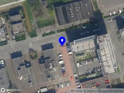 Ambulance met grote spoed naar de Folkert Elsingastraat in Rotterdam