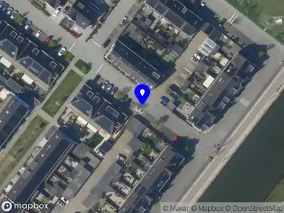 Ambulance met grote spoed naar de Markermeer in Zoetermeer