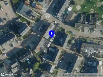 Brandweer met grote spoed naar de Secr. Janssenstraat in Heerewaarden vanwege middelgrote brand